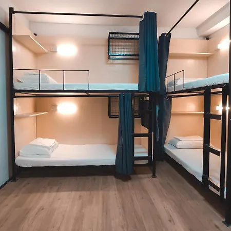 Nomad'S Hub - Best Value Co-Living Hostel Cebu Exterior photo